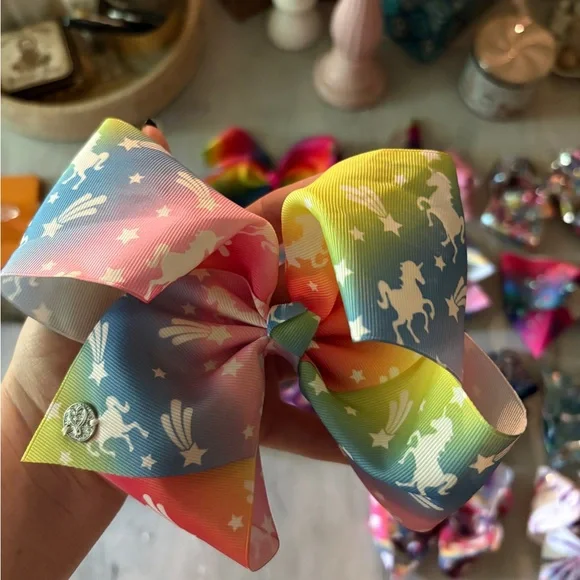 JoJo Siwa bow collection (18) BIG bows